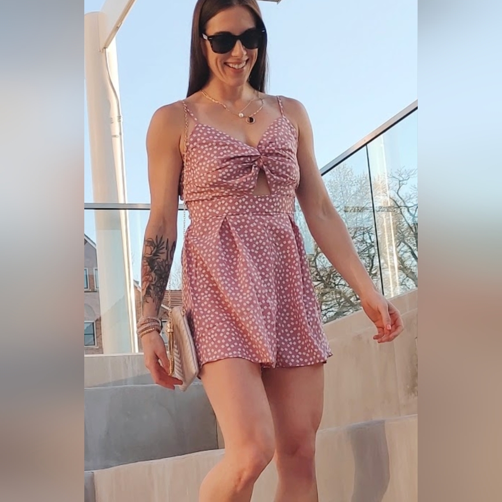 Women's romper with daises
